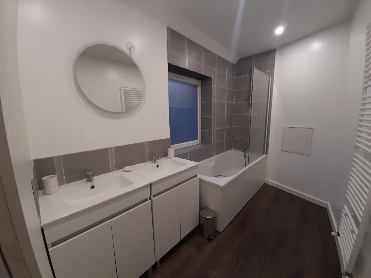 Phoenix Appartement Calais Exterior photo
